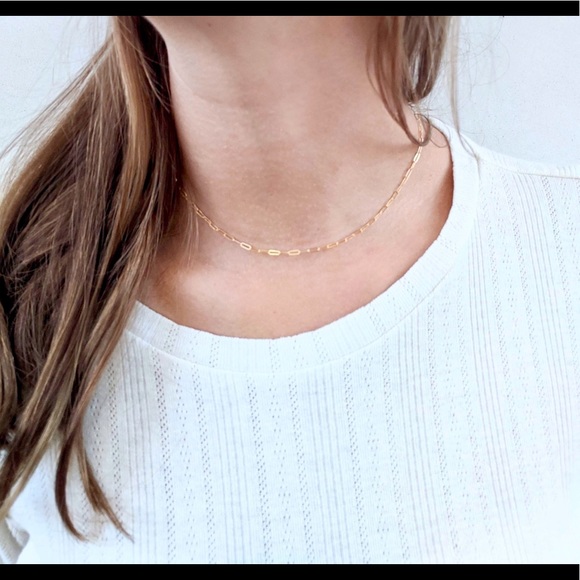 Dainty Gold Paperclip Choker - Picture 3 of 3